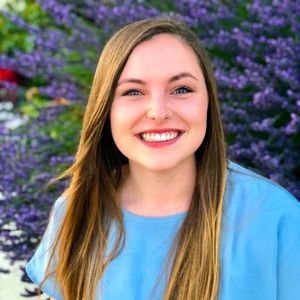 Meet your Posher, Rebecca